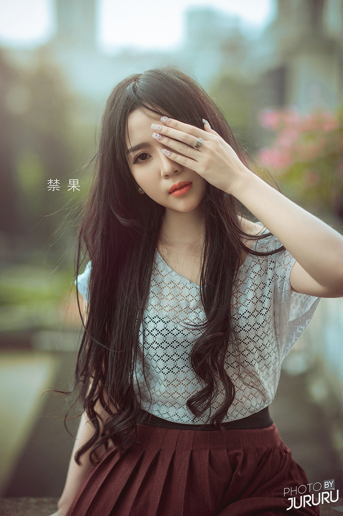 丰满的小姨子